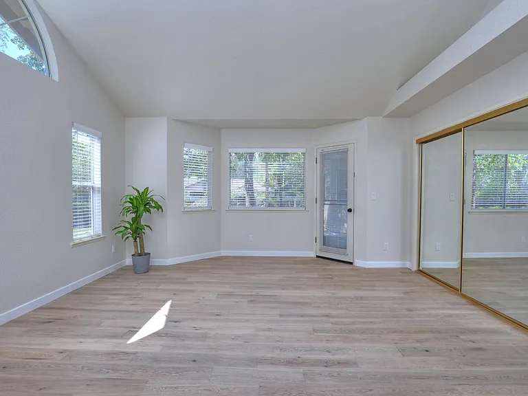 1494 Aarhus Dr — Photo 20