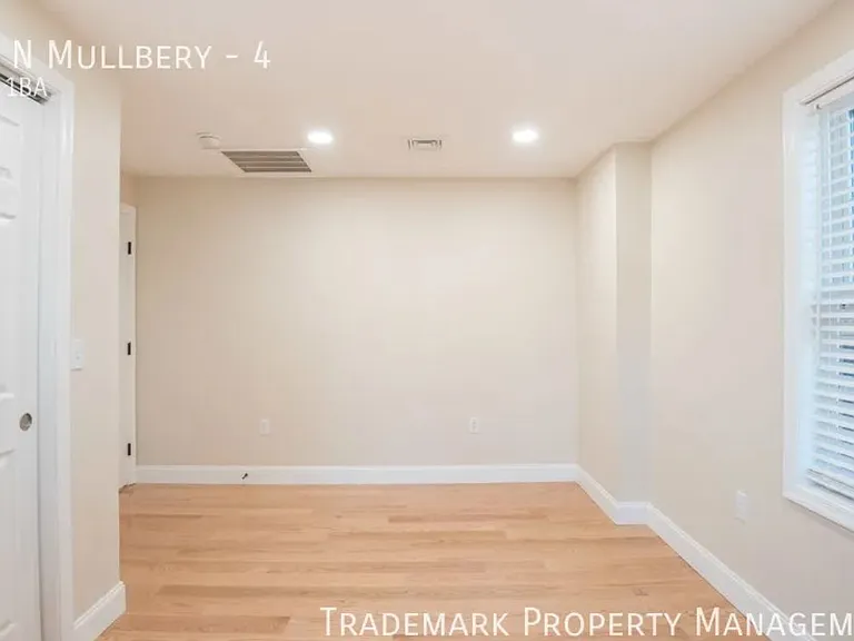 323 N Mulberry St #4 — Photo 14