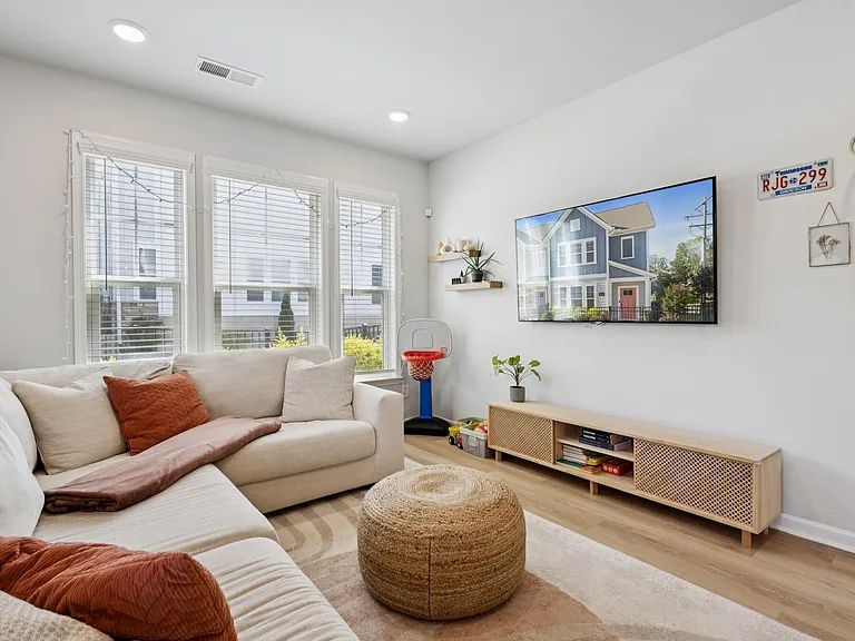 5008 Calvine Mill Way — Photo 5