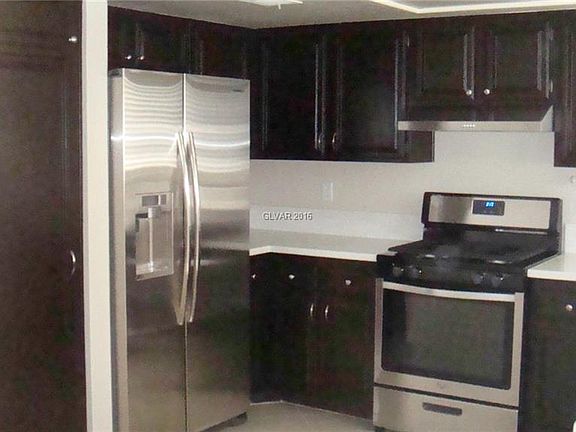 4th image of 5861 Sutcliffe Cir