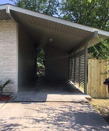 2nd image of 4722 Lyceum Dr