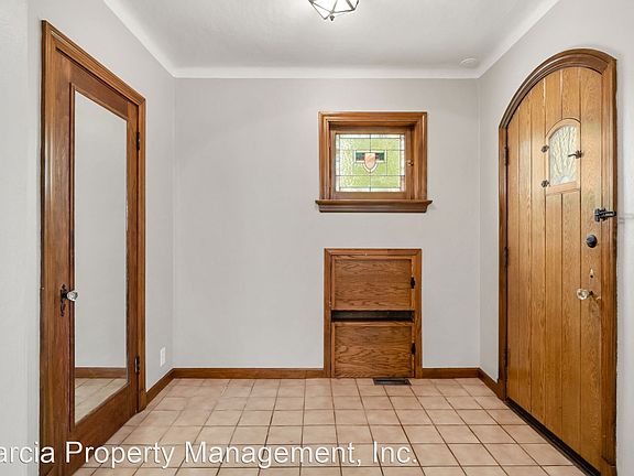 2nd image of 4753 Terrace Ave