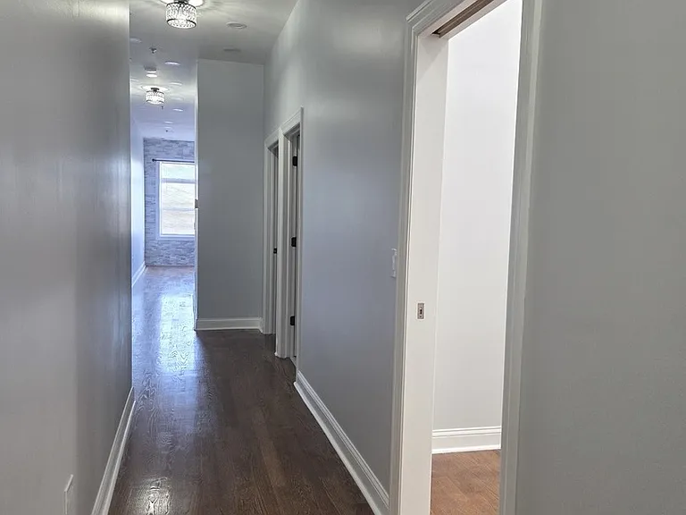 2915 N Clybourn Ave #409 — Photo 12