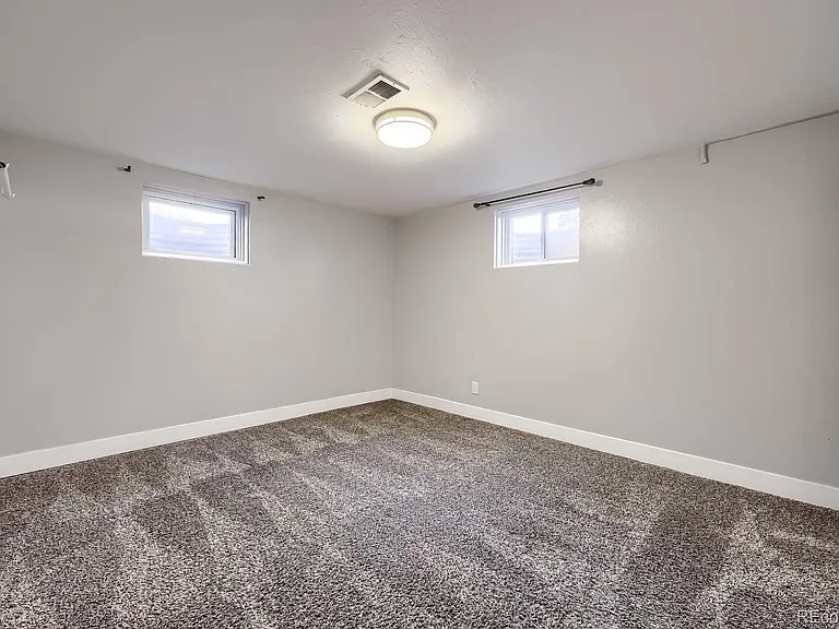 1640 Buchtel Blvd — Photo 13