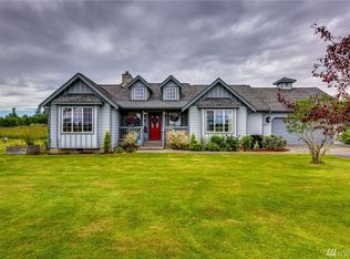 9721 Foxhurst Ct, Blaine, WA 98230