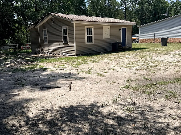 381 Ed Brown St — Photo 4