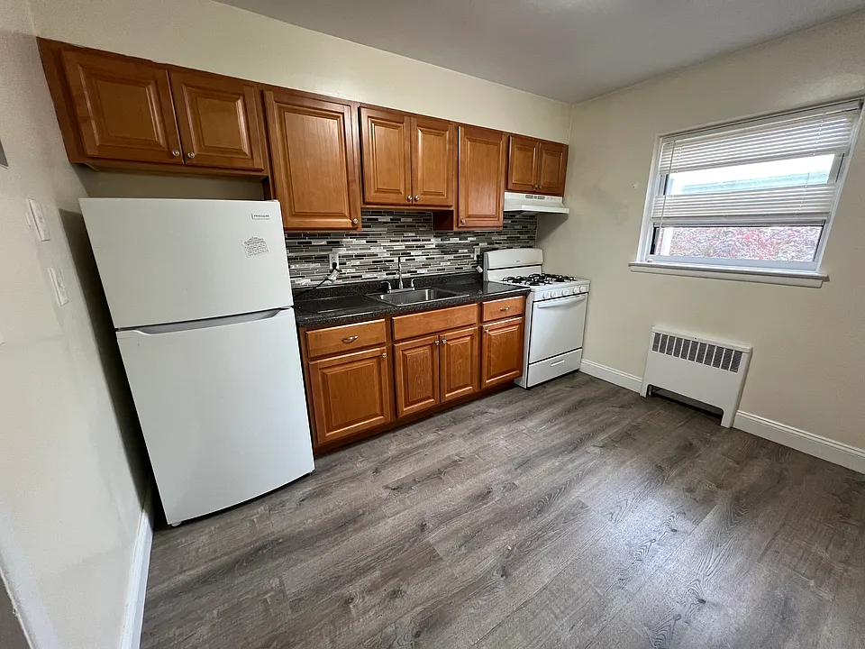 2nd floor apartment