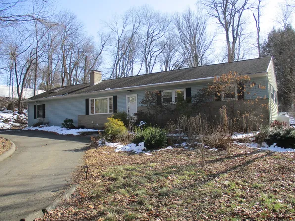 393 South Rolling Acres Road, Cheshire, CT 06410