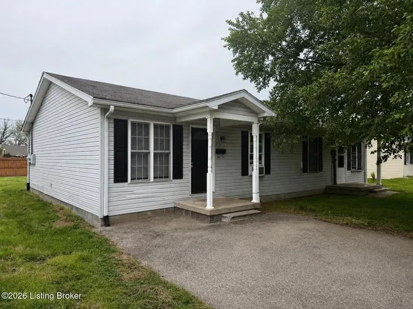 254 Harrison St #D, Scottsburg, IN 47170