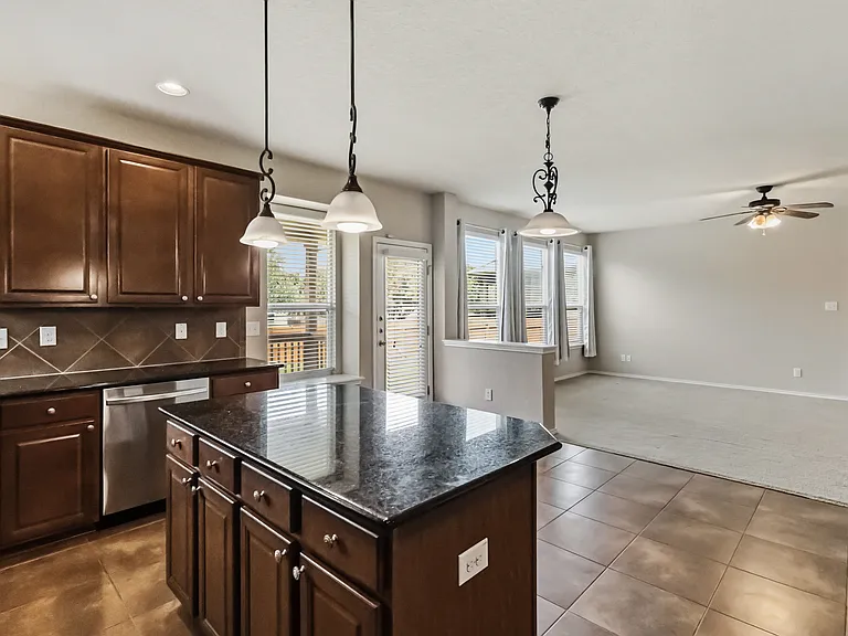 6238 Ozona Ml — Photo 22