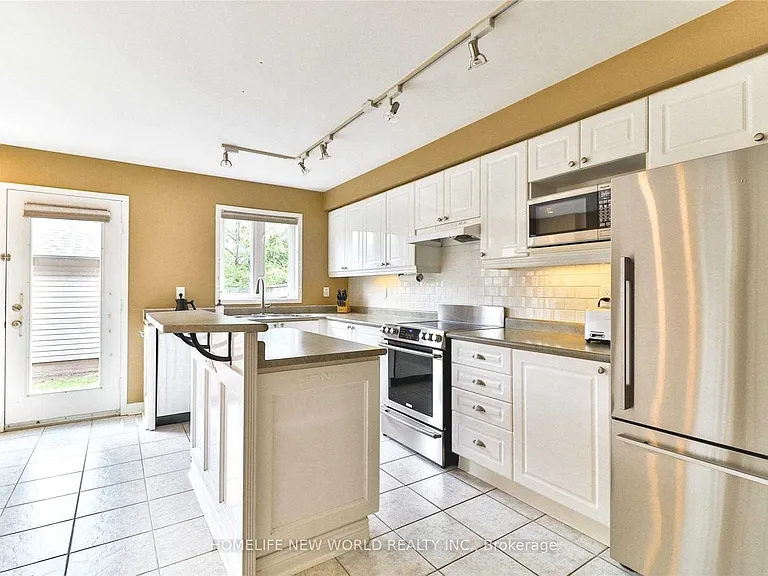 177 Littlewood Dr — Photo 5