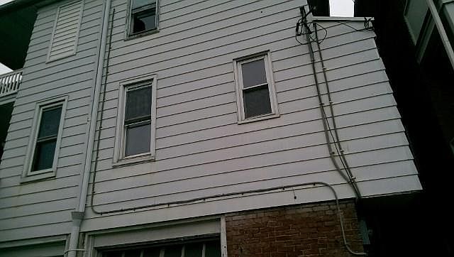 2nd image of 3031 Derry St