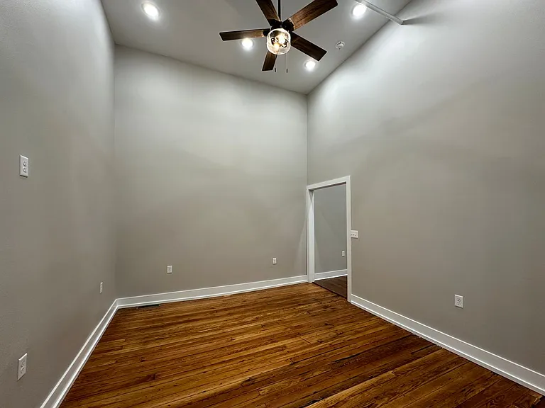 151 W Main St #2 — Photo 7
