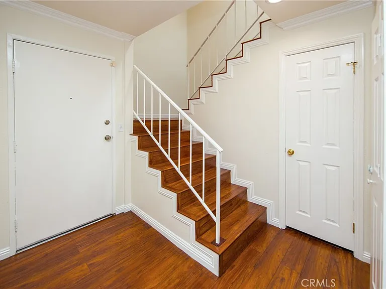 11834 Gilmore St #16 — Photo 8