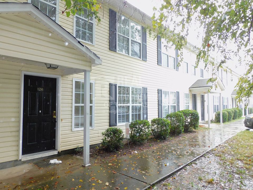 1st image of 1500 Gatewood Ave Unit 126