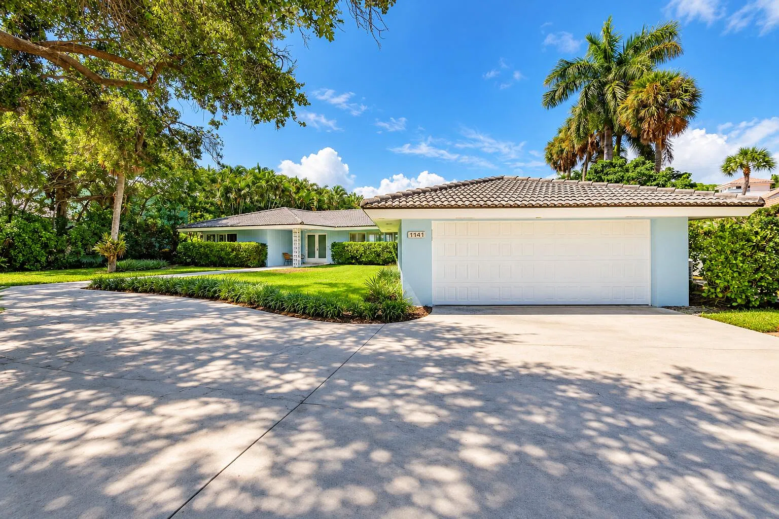 4 bed, 4.0 bath, 2574 sqft, $17,000 — Photo 4