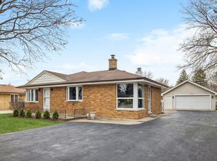 7710 Linden Ave, Darien, IL