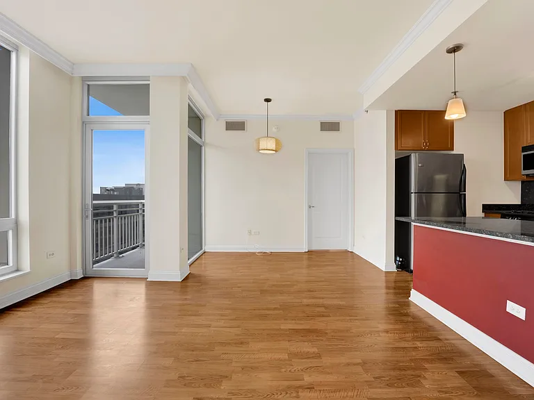 1400 S Michigan Ave #1110 — Photo 8
