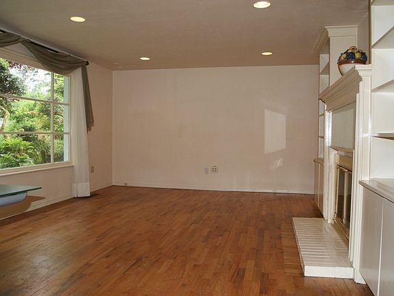 4th image of 6603 Linwood Ln SW