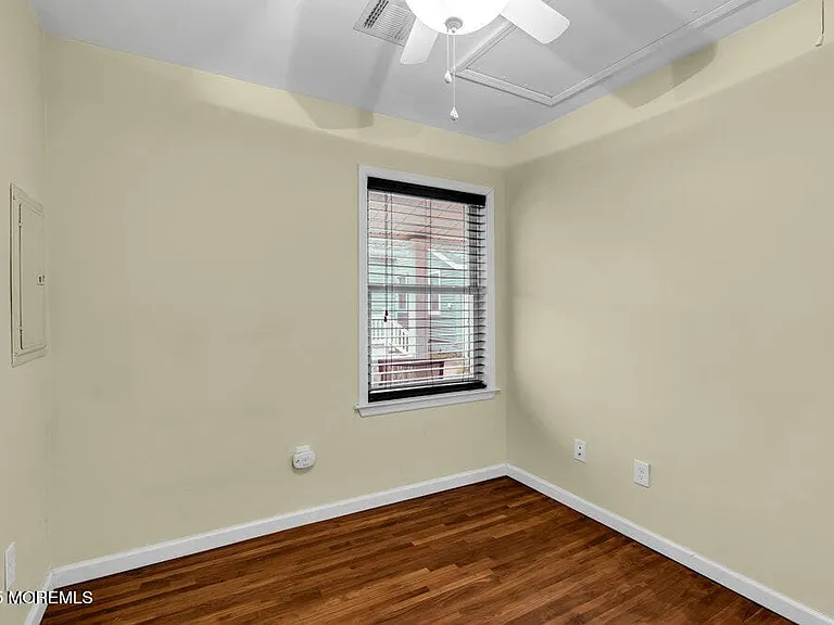 304 1/2 13th Ave #BACK HOUSE — Photo 14