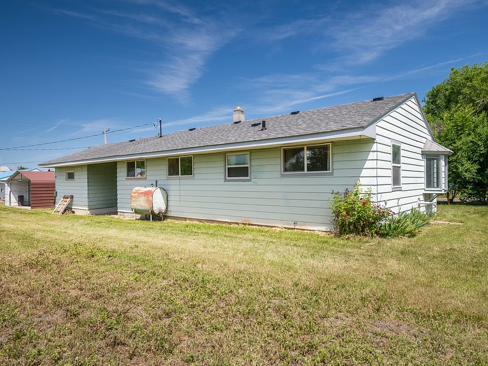 213 Flathead St, Saint Ignatius, MT 59865 Zillow