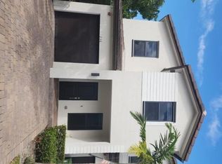 236 SW 159th Ter, Pembroke Pines, FL 33027