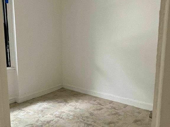 5th image of 21-15 33rd St #2DD