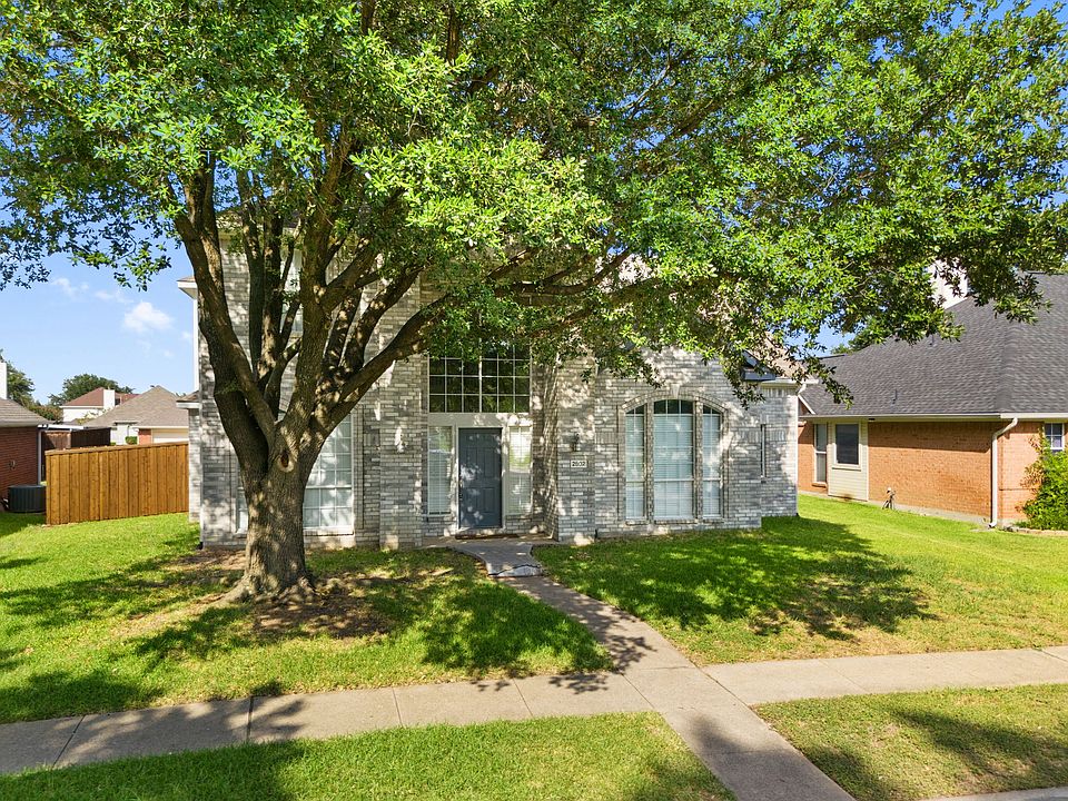1st image of 2802 Briarbrook Ln