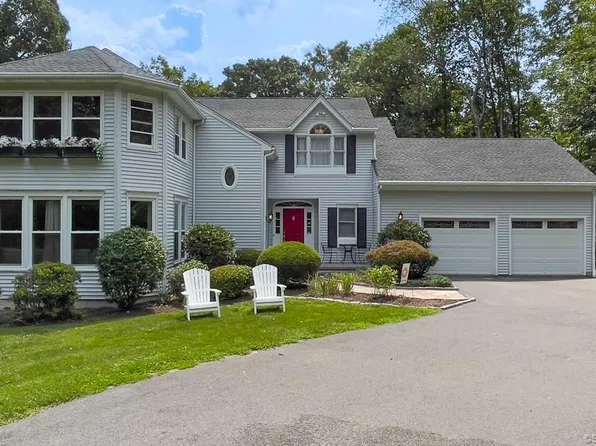 67 Obtuse Road South, Brookfield, CT 06804