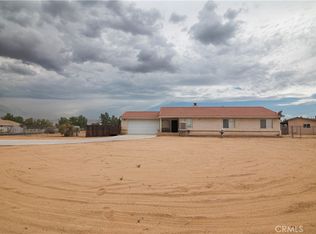 13480 Lakota Rd, Apple Valley, CA 92308