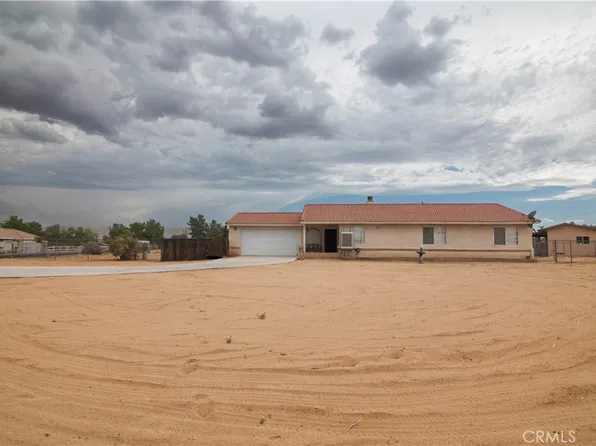 13480 Lakota Rd, Apple Valley, CA 92308