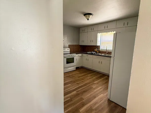 3009 Edmond St, Saint Joseph, MO 64501