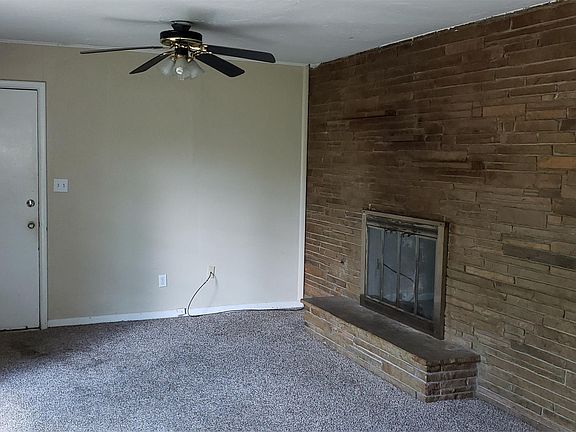 4th image of 719 Saint Joseph Dr