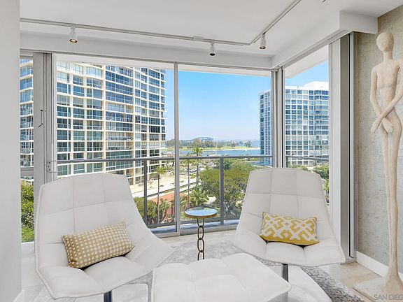 3rd image of 1760 Avenida Del Mundo Unit 510