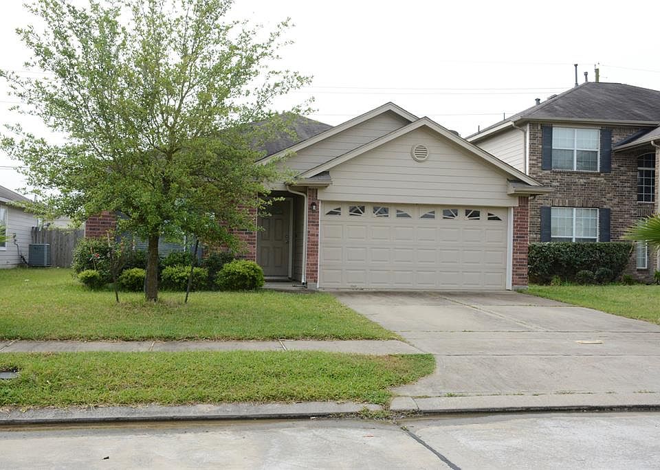1st image of 19527 Aventine Plantation Dr