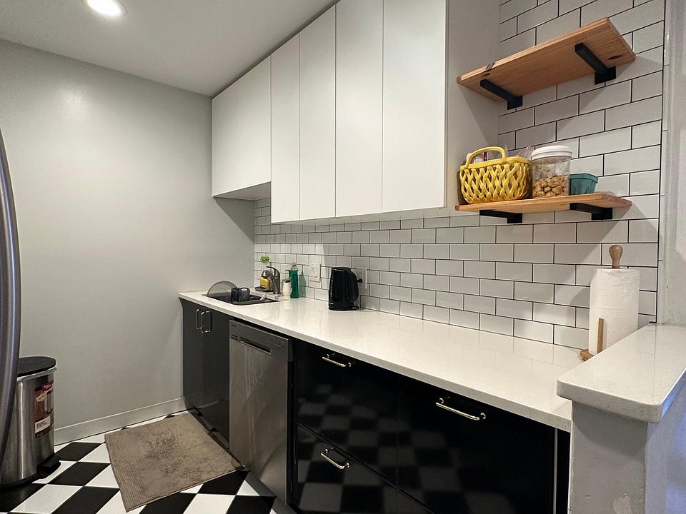 1st image of 10 Weston Ave APT 333