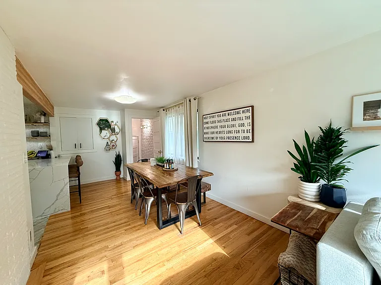 4146 46th Ave SW — Photo 8