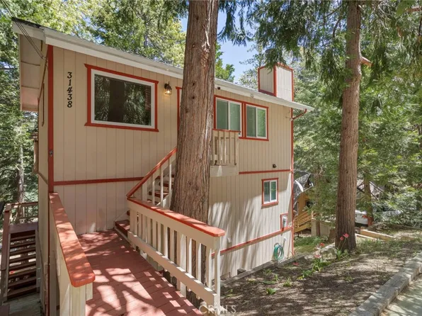 31438 Overhill Dr, Running Springs, CA 92382