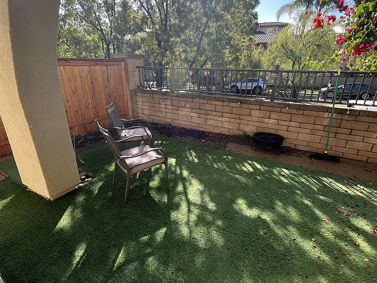 2694 Bellezza Dr — Photo 14
