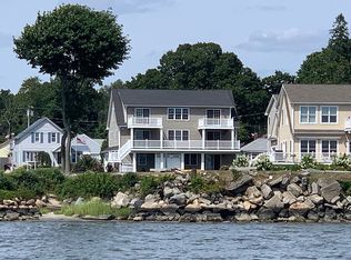 20 Melbourn Rd, Warwick, RI 02886