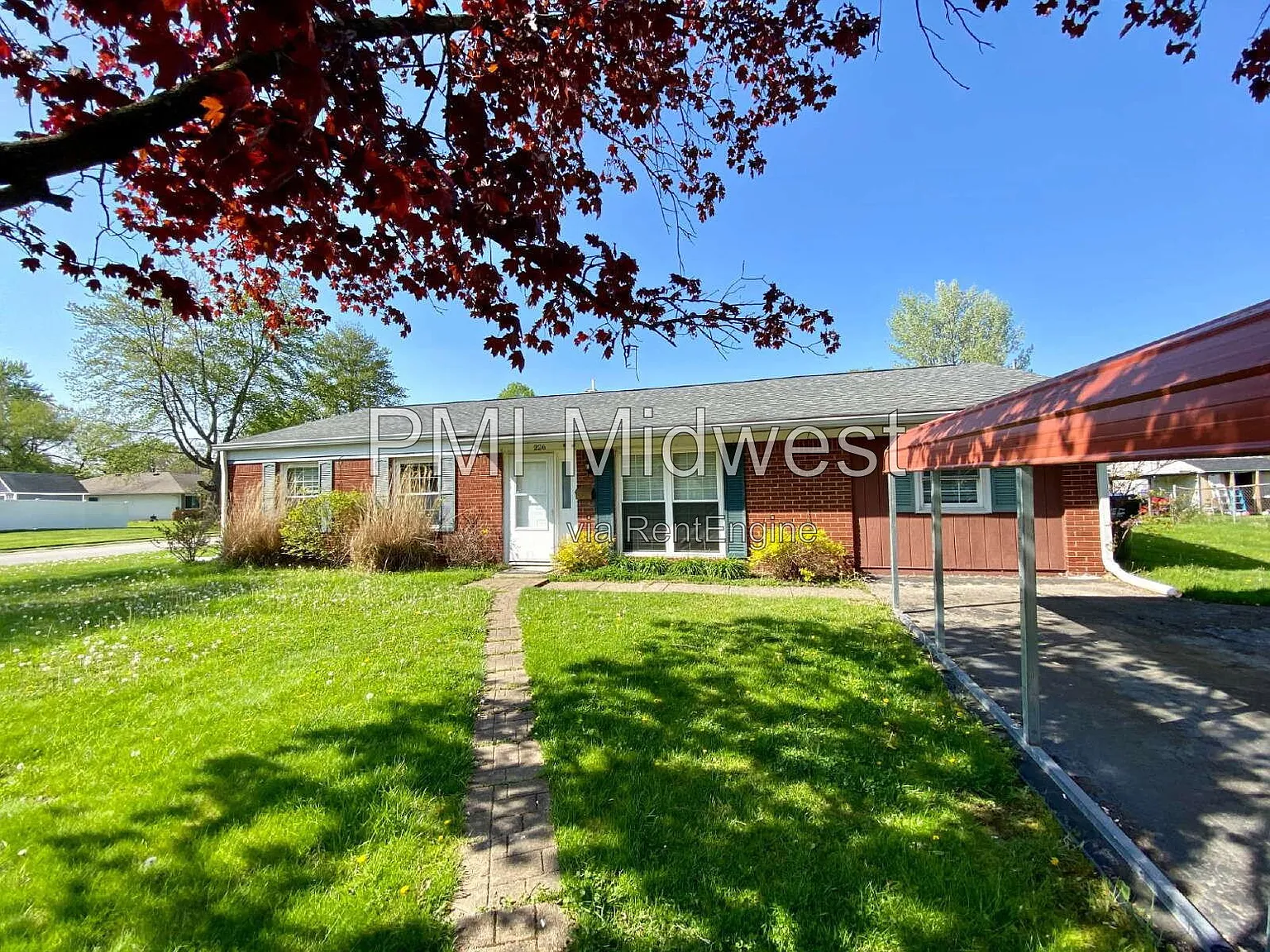 5 bed, 2.0 bath, 1620 sqft, $2,100 — Photo 3