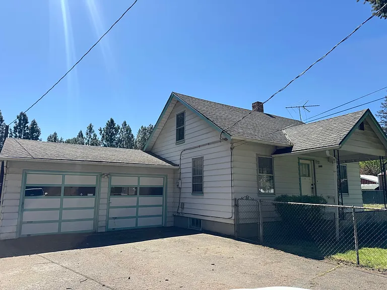 7400 SE Otty St — Photo 17