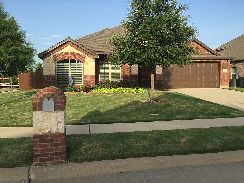 1st image of 518 Westminster Dr