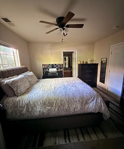 417 Pleasant St — Photo 13