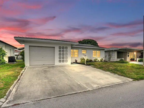 4953 NW 48 Avenue, Tamarac, FL 33319