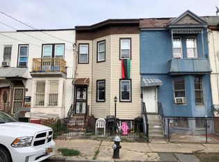 461 Chestnut St, Brooklyn, NY 11208