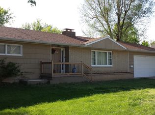 410 S Washington St, Lindsborg, KS 67456