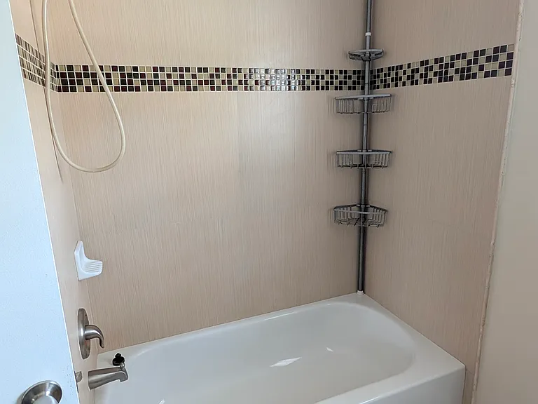 4502 S Cameron Ave — Photo 15