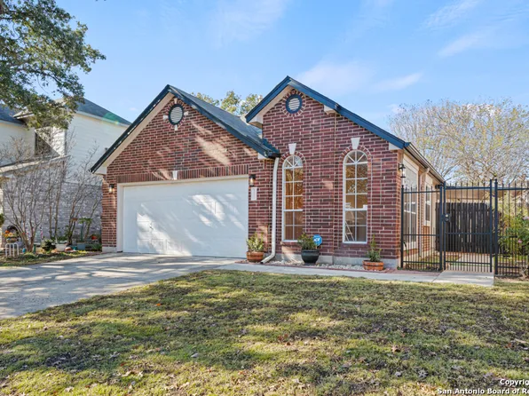 5807 SPRING SQ, San Antonio, TX 78247