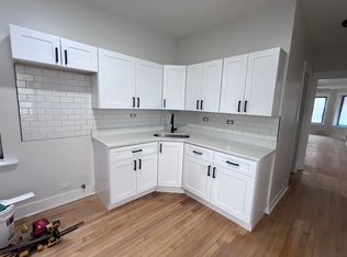 3516 W Evergreen Ave #1, Chicago, IL 60651